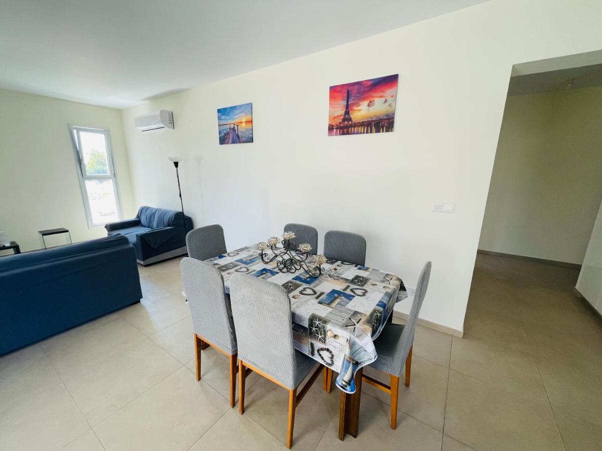 City Center Cozy Apt Paphos Kültér fotó